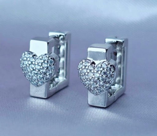 Huggie Corazon Blanco